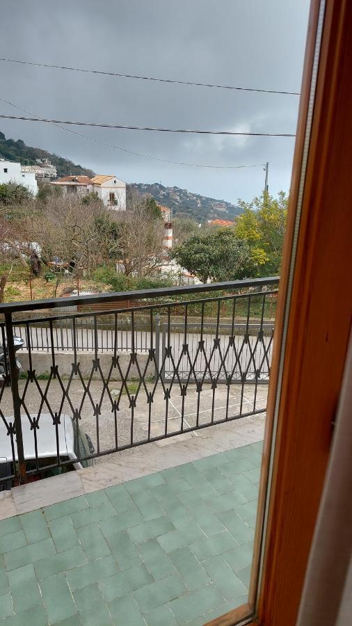 マッサ・ルブレンセCasa Gargiuloアパートメント エクステリア 写真