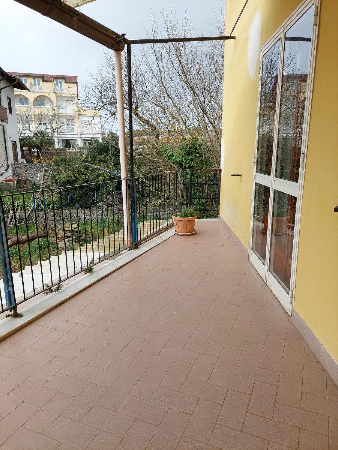 マッサ・ルブレンセCasa Gargiuloアパートメント エクステリア 写真