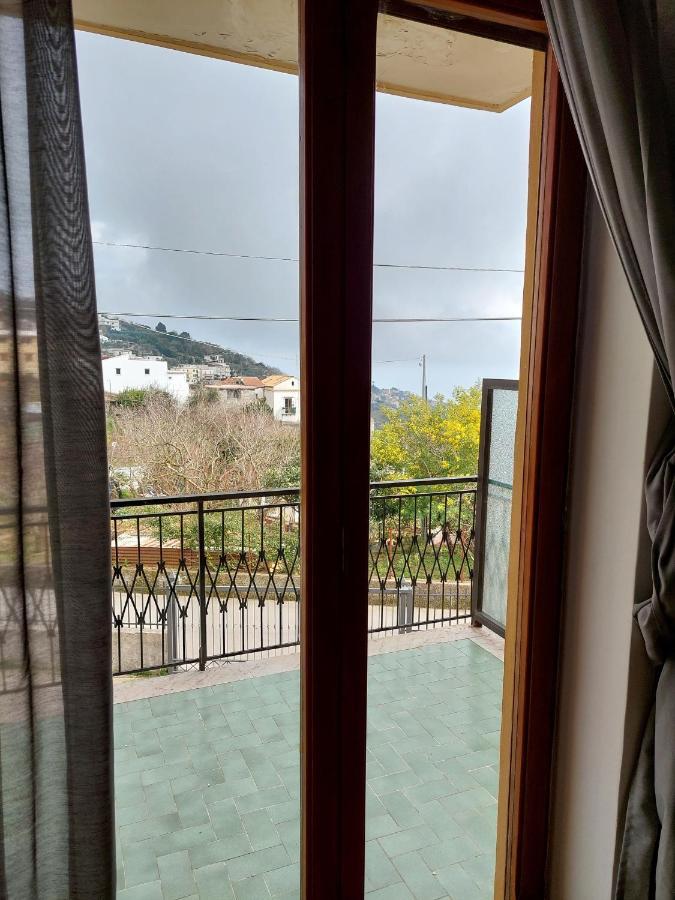 マッサ・ルブレンセCasa Gargiuloアパートメント エクステリア 写真